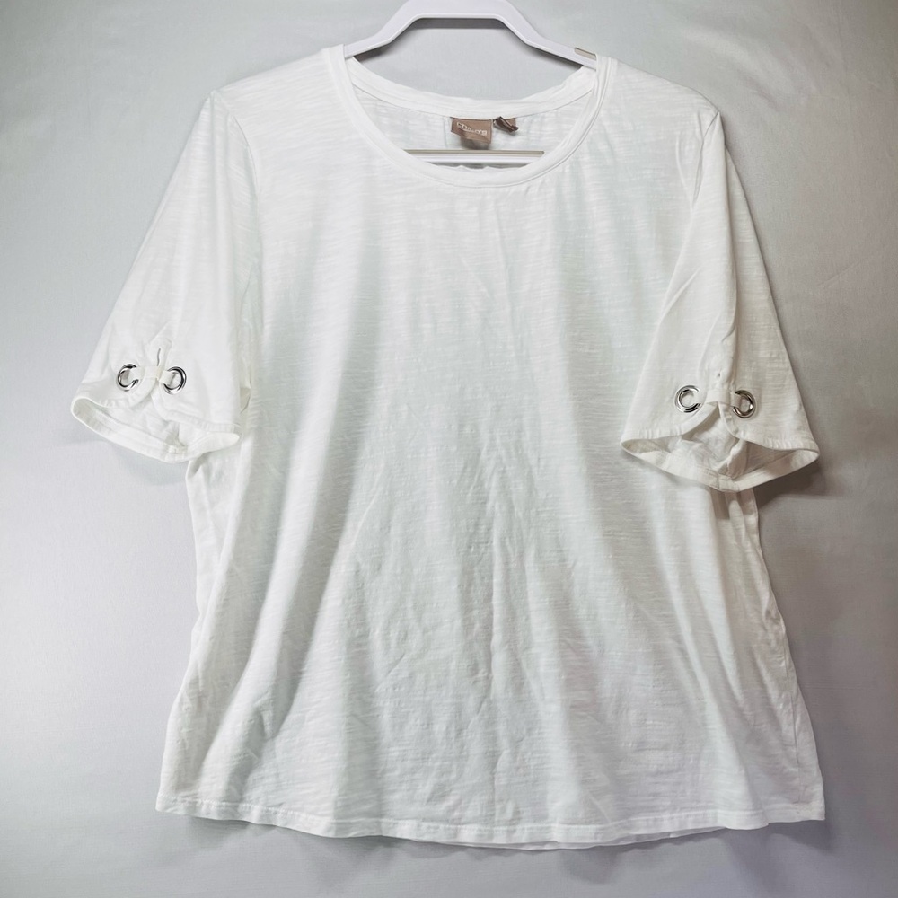 Chico's Classic White Top with grommet‎ sleeve details